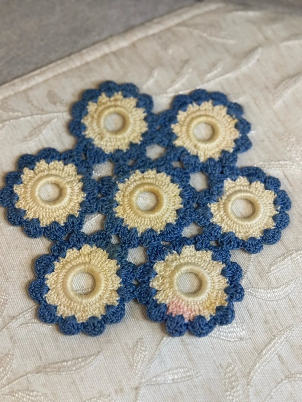 Vtg Lot 10 Crochet Pot Holders & Floral Guest Towels‎ Grape Cluster Mid Century